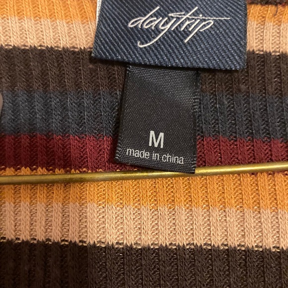 Top - Picture 5 of 5